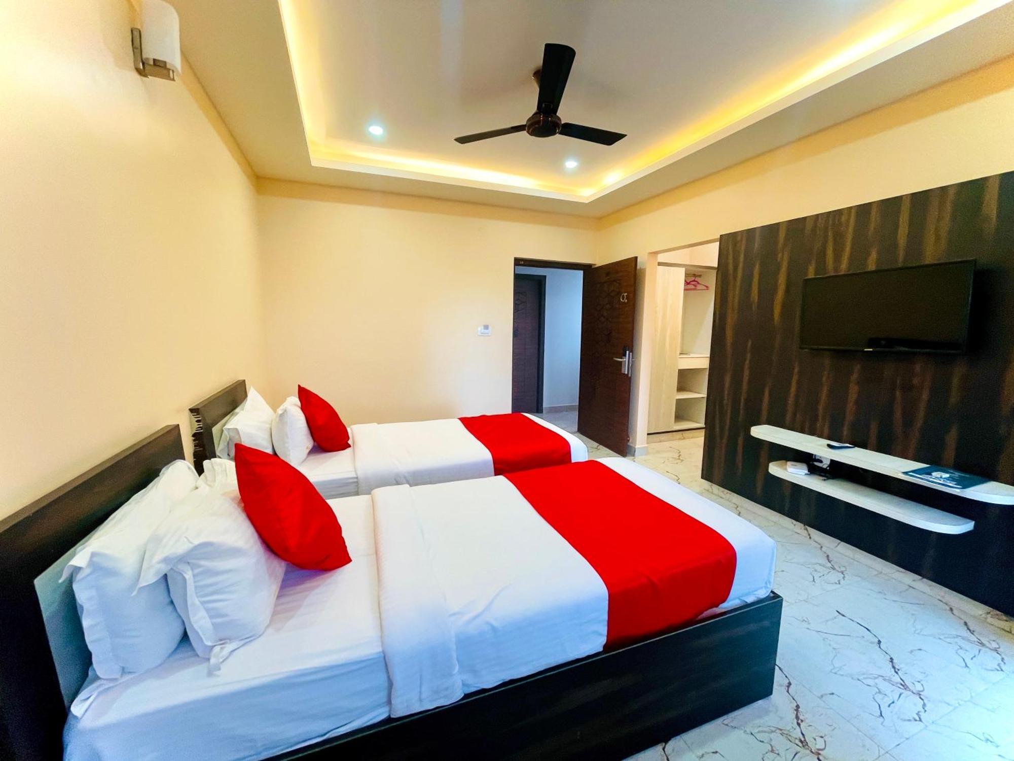 Aura By Agira Hotels Yelahanka Экстерьер фото