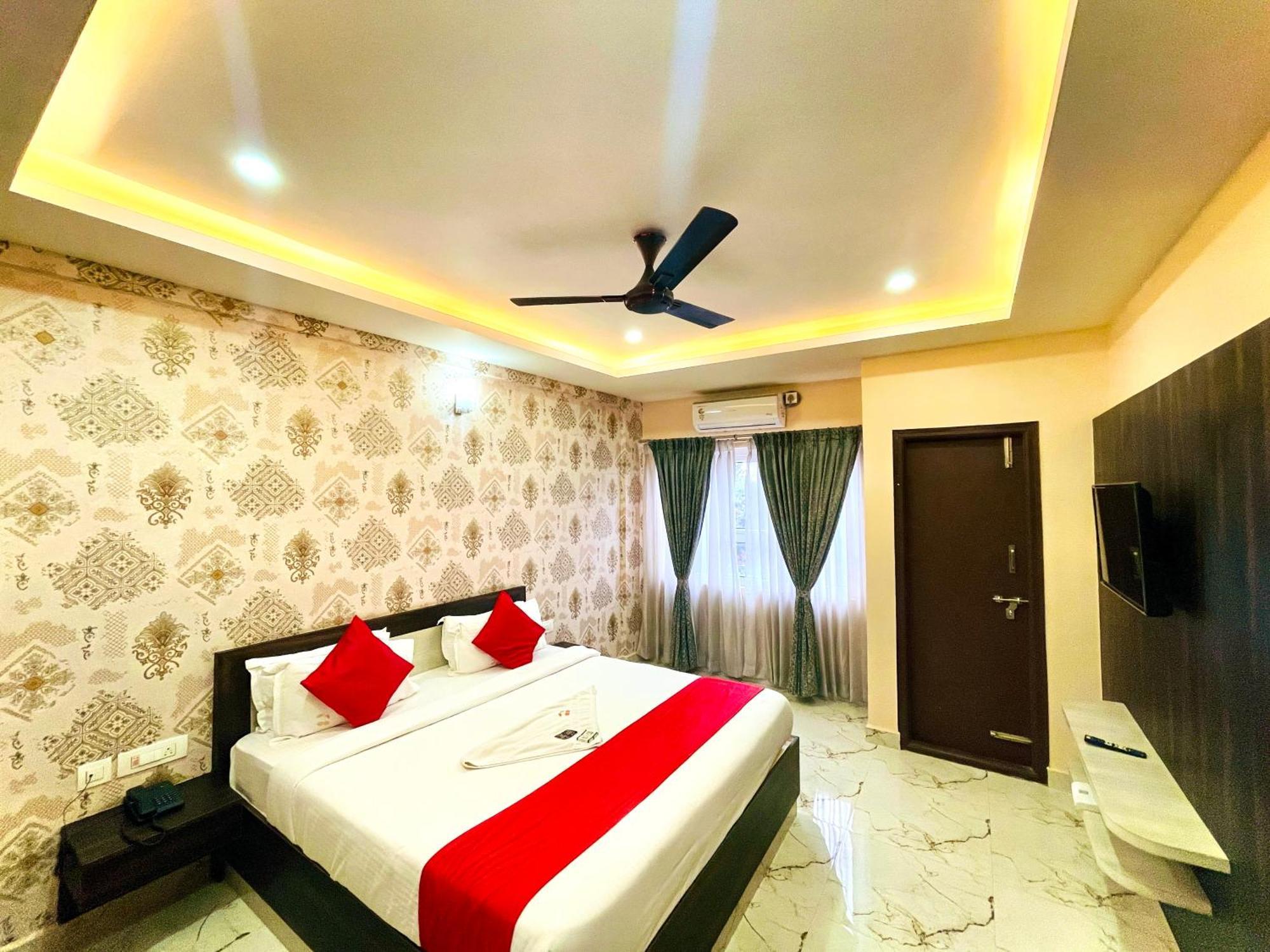 Aura By Agira Hotels Yelahanka Экстерьер фото